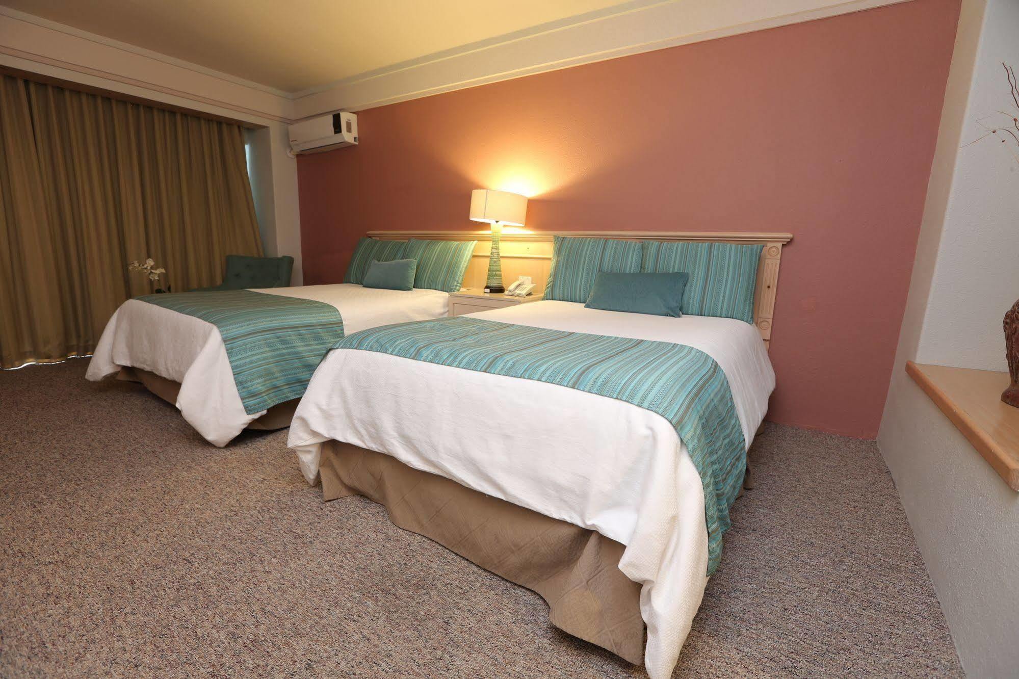 Hotel Las Rosas & Spa Ensenada Luaran gambar